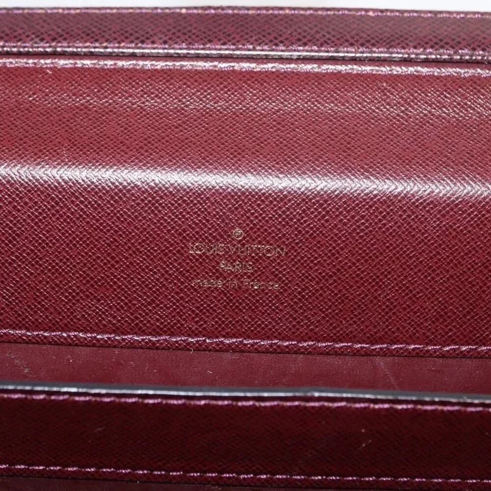 LOUIS VUITTON Taiga Leather Ural Briefcase Acajou